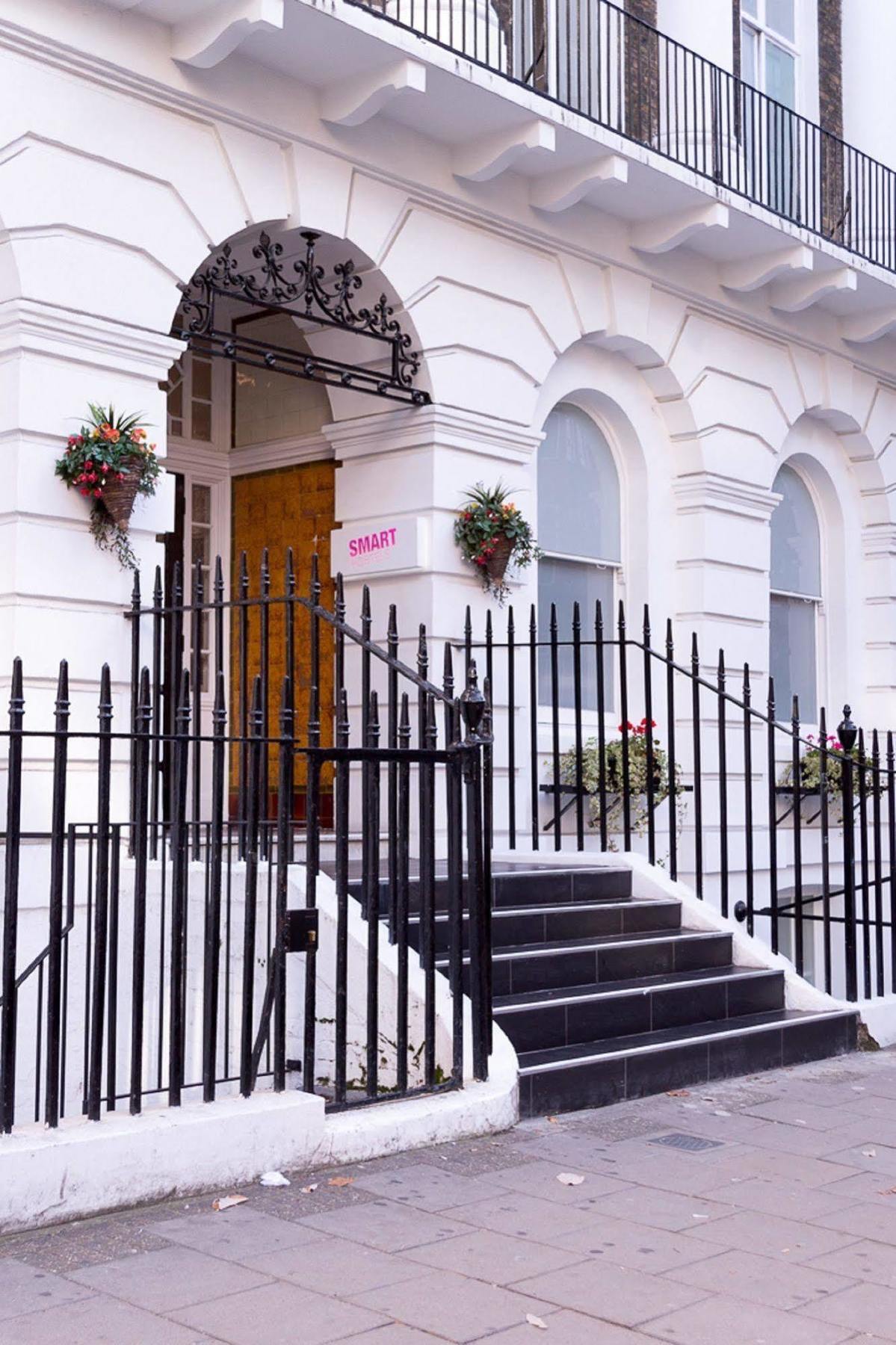 Хостел Smart Russell Square Лондон Екстер'єр фото
